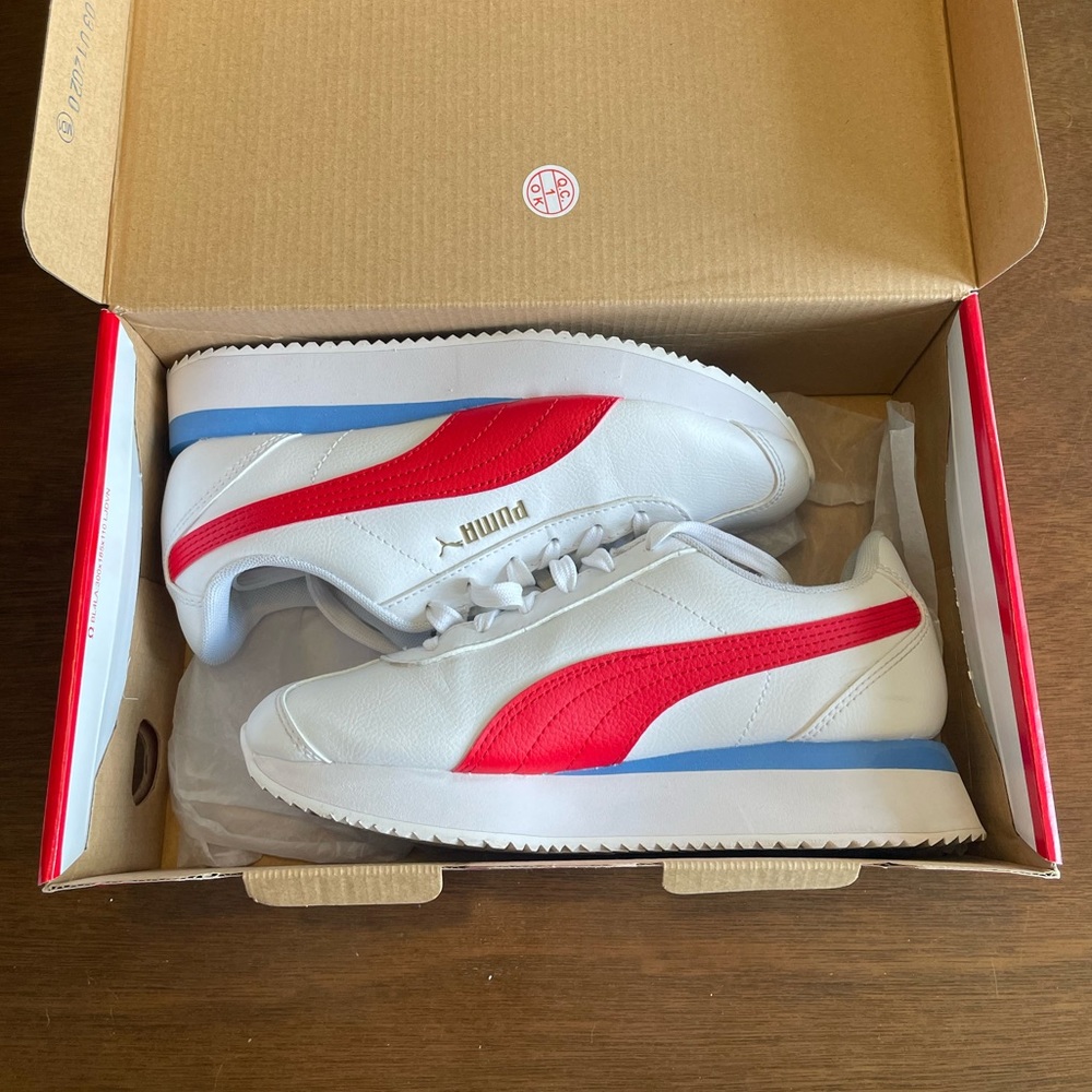 Puma Turino Stacked women’s size 6 red, white, blue